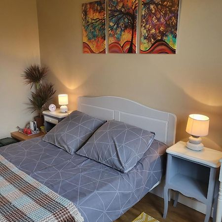 Chambre D'Hote Woody Chef-Boutonne エクステリア 写真